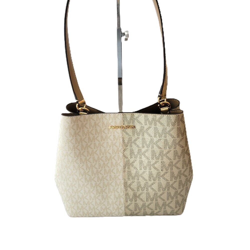 Michael Kors Pratt Medium Bucket Shoulder Handbag Pale Gold Bag